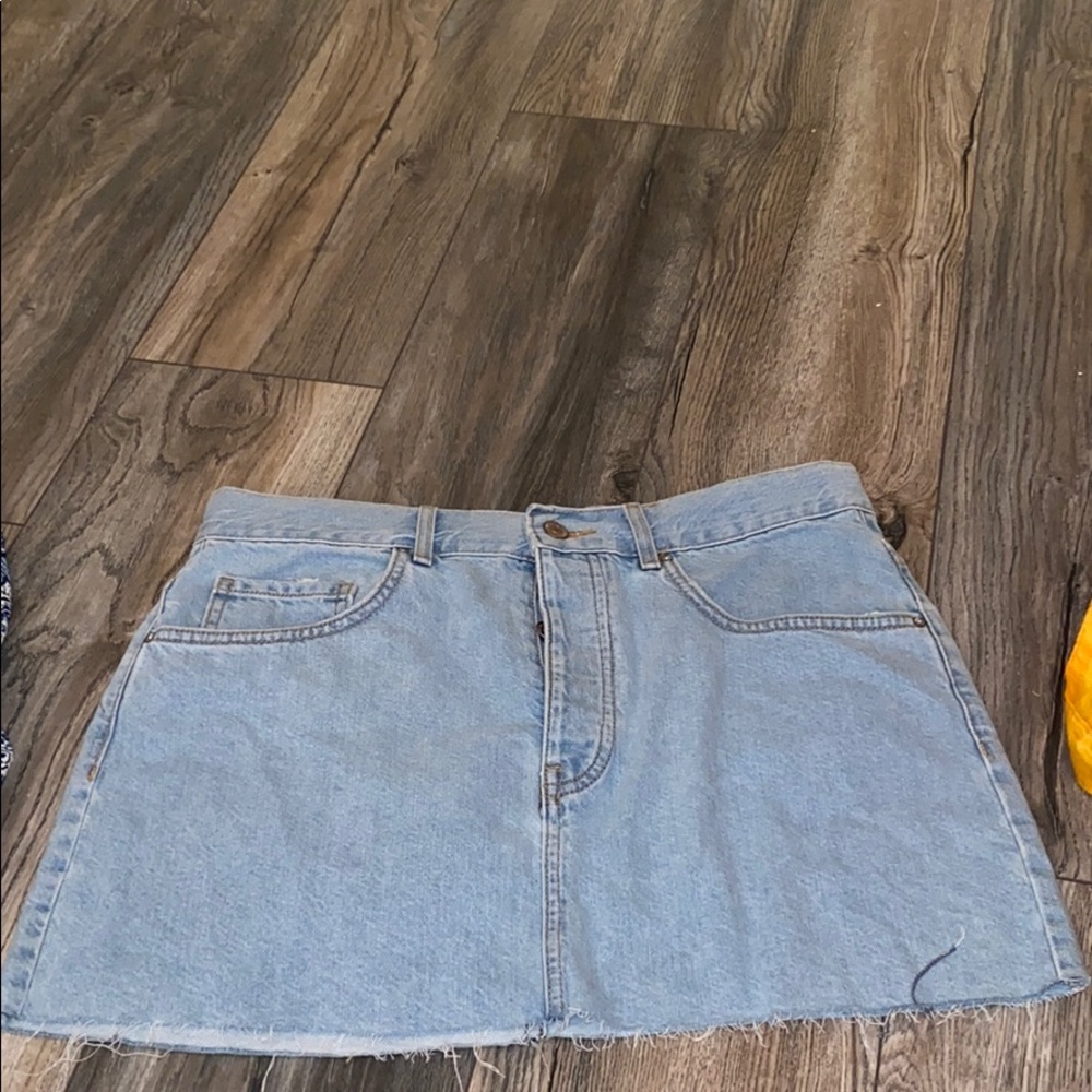 Light wash mini denim skirt